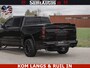 Dodge Ram NIGHT PREMIUM | 426PK | STRIPING | LUCHTVERING | HUD | PANO | 360 CAM | Full Option | LIMITED WHEELS | De Meest Luxe Pick-Up in zijn Klasse | Comfortabele Dubbele Cabine met Royale 5 Zitplaatsen | EERSTE EIGENAAR | SMOKE PACK | BOM VOL |