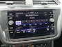 Volkswagen Tiguan 1.4 TSI eHybrid R-Line Business+ | TREKHAAK | ADAPTIVE CRUISE | CAMERA | PARKEERSENSOREN V+A | STOEL+STUURVERWARMING | ELEKTRISCHE ACHTERKLEP | APPLE CARPLAY / ANDROID AUTO | NAVI |