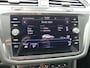 Volkswagen Tiguan 1.4 TSI eHybrid R-Line Business+ | TREKHAAK | ADAPTIVE CRUISE | CAMERA | PARKEERSENSOREN V+A | STOEL+STUURVERWARMING | ELEKTRISCHE ACHTERKLEP | APPLE CARPLAY / ANDROID AUTO | NAVI |