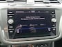 Volkswagen Tiguan 1.4 TSI eHybrid R-Line Business+ | TREKHAAK | ADAPTIVE CRUISE | CAMERA | PARKEERSENSOREN V+A | STOEL+STUURVERWARMING | ELEKTRISCHE ACHTERKLEP | APPLE CARPLAY / ANDROID AUTO | NAVI |