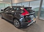 Volvo V40 Cross Country 1.5 T3 Dynamic Edition | Trekhaak | Panoramadak | Keyless | PDC V+A en Camera | Premium Sound | Navigatie | Extra Getint Glas |