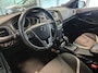 Volvo V40 Cross Country 1.5 T3 Dynamic Edition | Trekhaak | Panoramadak | Keyless | PDC V+A en Camera | Premium Sound | Navigatie | Extra Getint Glas |