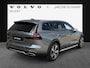 Volvo V60 Cross Country B5 AWD / 19" Velgen / Stoel massage / Stoel ventilatie + verwarming / Black pack /