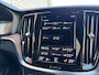 Volvo V60 Cross Country B5 AWD / 19" Velgen / Stoel massage / Stoel ventilatie + verwarming / Black pack /