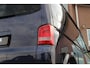 Volkswagen Transporter Multivan 2.0 TDI L1H1 Highline | DSG | Stoelverwarming | Cruise control | Trekhaak | 17 inch | Sportstuur | Parkeersensoren | Leer | Navi | Camperbus