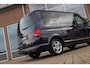 Volkswagen Transporter Multivan 2.0 TDI L1H1 Highline | DSG | Stoelverwarming | Cruise control | Trekhaak | 17 inch | Sportstuur | Parkeersensoren | Leer | Navi | Camperbus