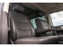 Volkswagen Transporter Multivan 2.0 TDI L1H1 Highline | DSG | Stoelverwarming | Cruise control | Trekhaak | 17 inch | Sportstuur | Parkeersensoren | Leer | Navi | Camperbus