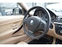 BMW 3-Serie Touring 320d 164pk Navigatie/Stoelverwarming/PDC