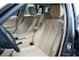 BMW 3-Serie Touring 320d 164pk Navigatie/Stoelverwarming/PDC
