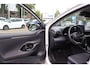 Toyota Yaris 1.5 HYBRID 115 STYLE STOEL-STUUR VERW. DODEHOEK LED KOPLAMPEN KEYLESS PARK.SENSOREN V+A