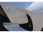 Toyota Yaris 1.5 HYBRID 115 STYLE STOEL-STUUR VERW. DODEHOEK LED KOPLAMPEN KEYLESS PARK.SENSOREN V+A