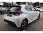 Toyota Yaris 1.5 HYBRID 115 STYLE STOEL-STUUR VERW. DODEHOEK LED KOPLAMPEN KEYLESS PARK.SENSOREN V+A