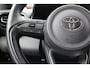 Toyota Yaris Cross 1.5 HYBRID DODEHOEK STOEL-STUUR & RUITENWISSER VERW. AD-CRUSIE APPLE/ANDROID