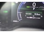 Toyota Yaris Cross 1.5 HYBRID 115 STYLE STOEL-STUUR & WISSERVERW.. KEYLESS DRAADLOZE TEL.LADER LED LM-VELGEN