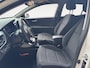 Kia Stonic 1.0 T-GDi MHEV DynamicPlusLine | Navigatie | Climate control | Camera | Cruise control | Keyless met startknop | Apple Carplay / Android Auto |