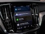 Volvo V60 2.0 T6 Plug-in hybrid AWD Plus Dark | Pano | All Black | 19" | H/K | Trekh. | Memo |