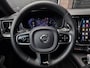 Volvo V60 2.0 T6 Plug-in hybrid AWD Plus Dark | Pano | All Black | 19" | H/K | Trekh. | Memo |