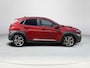 Hyundai Kona 1.6 GDI HEV Premium Special | Lederen bekleding | Elektrische stoelen | Stoelverwarming | Apple carplay | Rijklaarprijs! |