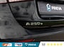 Mercedes-Benz A-klasse A250e Advantage AMG Line | Panoramadak | Camera | Plug-in Hybrid