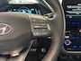 Hyundai Ioniq PREMIUM | 38 KWH | LEDER | OPEN DAK | NL-AUTO | DEALERONDERHOUDEN |