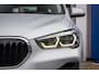 BMW X1 sDrive20i Business Edition Plus | 178pk | Head-up | Leder | Camera | Stoelverwarming | Navigatie | Elektrisch bedienbare achterklep | | Achteruitrijcamera | Cruise control | Elektrisch bedienbare achterklep