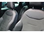 SEAT Ibiza 1.0 TSI 110pk FR Black Edition / Panorama schuifdak / Navigatie / APP / LM 18 inch / Camera / Park Assist / Digital cockpit