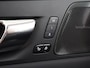 Volvo XC60 2.0 T6 Plug-in hybrid AWD Plus Bright | Panoramadak | Harman / Kardon | Parkeercamera 360° | Cruise Control Adaptief | Fulle Led koplampen |