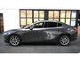 Mazda 3 sedan e-SkyActiv-X 186 6MT Luxury met Sunroof *BTW* Dealeronderhouden* *All-in prijs*