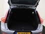 Volvo XC40 T2 Momentum Business | Dodehoekdetectie | Achteruitrijcamera |