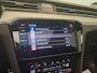 Volkswagen Passat Variant 1.5 TSI 150pk DSG/AUT R-Line Business + Panoramadak, Trekhaak, Camera