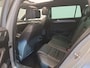 Volkswagen Passat Variant 1.5 TSI 150pk DSG/AUT R-Line Business + Panoramadak, Trekhaak, Camera