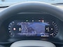 Volvo XC40 B4 Automaat Plus Dark | Panoramadak | Harman Kardon audio | Elektrisch verstelbare stoelen | Climate Pack | Driver Assist | Trekhaak semi elektrisch inklapbaar | Extra getint glas | 19” Lichtmetalen velgen