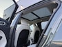 Volvo XC40 B4 Automaat Plus Dark | Panoramadak | Harman Kardon audio | Elektrisch verstelbare stoelen | Climate Pack | Driver Assist | Trekhaak semi elektrisch inklapbaar | Extra getint glas | 19” Lichtmetalen velgen