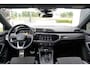 Audi Q3 45 TFSI e S edition | Sfeerverlichting | Trekhaak | Stoelverwarming | Climate Control | Cruise Control | 20 inch lichtmetalen velgen | Virtual cockpit | Matrix LED | Keyless | Carbon interieur inleg |