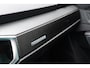 Audi Q3 45 TFSI e S edition | Sfeerverlichting | Trekhaak | Stoelverwarming | Climate Control | Cruise Control | 20 inch lichtmetalen velgen | Virtual cockpit | Matrix LED | Keyless | Carbon interieur inleg |