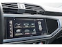 Audi Q3 45 TFSI e S edition | Sfeerverlichting | Trekhaak | Stoelverwarming | Climate Control | Cruise Control | 20 inch lichtmetalen velgen | Virtual cockpit | Matrix LED | Keyless | Carbon interieur inleg |