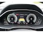 Audi Q3 45 TFSI e S edition | Sfeerverlichting | Trekhaak | Stoelverwarming | Climate Control | Cruise Control | 20 inch lichtmetalen velgen | Virtual cockpit | Matrix LED | Keyless | Carbon interieur inleg |