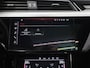 Audi E-tron S quattro 95 kWh | SOH 94% | Panoramadak | Stoelverwarming voor + achter | Matrix LED | B & O Audio | HUD | 360 Camera | S-Sportstoelen | Optiek Pakket Zwart | Standkachel | SoftClose | Ele.verstelbare stoelen + Geheugen |