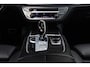 BMW 7-Serie 730d High Executive Aut. | M-pakket | Schuif/kanteldak | Achterasbesturing | H&K | Massage | Lederenpanelen | Adaptief