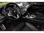 BMW 7-Serie 730d High Executive Aut. | M-pakket | Schuif/kanteldak | Achterasbesturing | H&K | Massage | Lederenpanelen | Adaptief