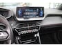 Peugeot e-2008 EV GT 50 kWh Airco Navi Panoramadak Stoelverwaring Volllll!!!! 59.503km