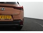 Lexus UX 300h 35th Edition | Premium Navigatie | Elektrisch bedienbare achterklep | Lederen bekleding | Stoel & Stuurwielverwarming