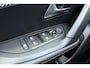 Peugeot 2008 1.2 Turbo 100 Allure | Apple carplay/Android auto | Automatische Airco | Cruise control | Parkeersensoren V+A | Lichtmetalen velgen 17'' |