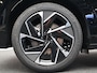 Lynk & Co 02 More 66 kWh MY27 Onyx Black | Gele Gordels!