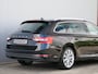 Skoda Superb Combi 1.4 TSI iV Style 218 Pk Automaat Navi / DAB / Apple Carplay / Pano-dak
