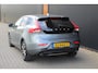 Volvo V40 1.5 T3 Dynamic Edition | Stoelverwarming | AUTOMAAT | Camera | Panoramadak |