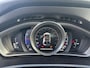 Volvo V40 2.0 T4 Business Sport | R-Design | Navigatie | High Performance Audio | Parkeersensoren | LED Koplampen | Cruise Control | Climate Control | Stoelverwarming | Zwarte Hemel