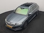 Skoda Superb Combi 1.4 TSI iV Laurin & Klement PHEV 218pk Dealer O.H. | Trekhaak Af Fabriek | Panodak | Adaptive Cruise | 360 Camera | Canton Audio | Lederen Comfortzetels Massage & Ventilatie & Memory | Sfeerverlichting | Keyless | Blis | Stuur Verwarmd | Plug In Hybrid |