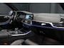 BMW X5 xDrive40d High Executive *M-Sport / Panorama / Harman-Kardon / HUD / Memory / Surround-view*