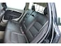 Volvo XC70 3.2 Summum | 2de Eigenaar | Dealeronderhouden | Four-C Onderstel | Lederen Bekleding | Origineel Nederlands | Schuif/Kanteldak | Electrische bedienbare voorstoelen | Dynaudio | Afneembare Trekhaak |